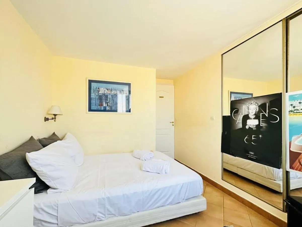 Apartment Place Du Suquet - Terrasse - 3 Chambres - Parking Cannes